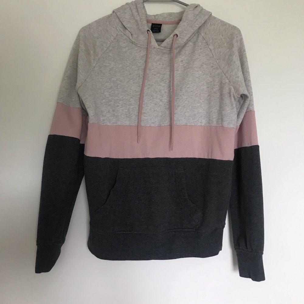 Zumiez Pink & Grey Hoodie🤪